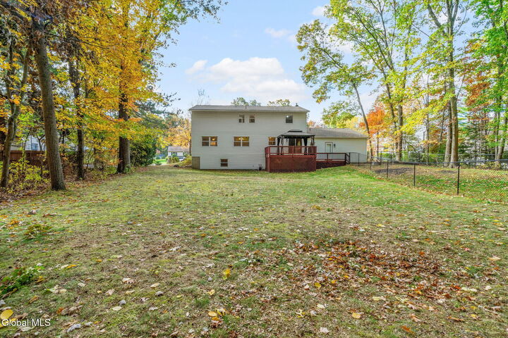 Property Photo:  58 St Andrews Drive  NY 12065 