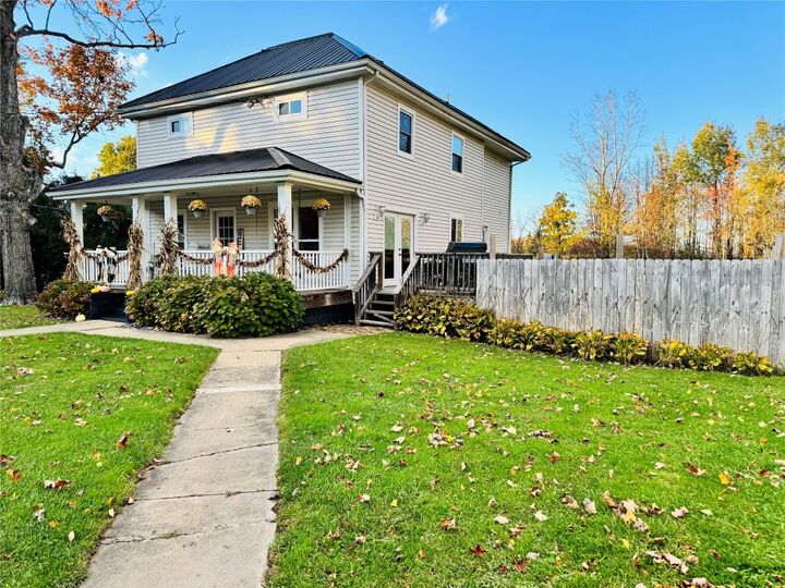 Property Photo: 10540 E Washington Street PA 16401