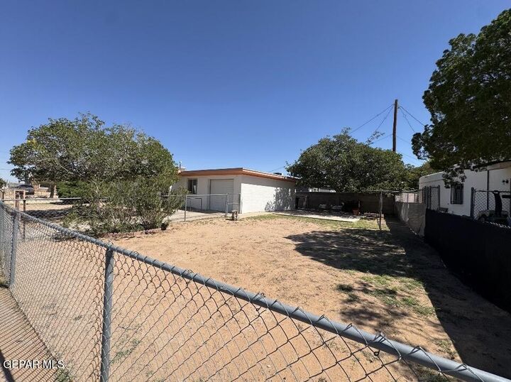 Property Photo: 6301 Normandy Drive TX 79925