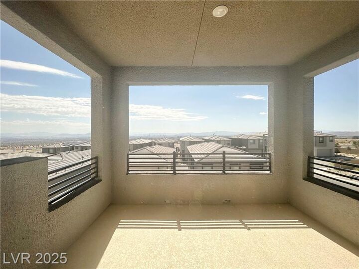 Property Photo: 1534 Crowned Eagle Street NV 89138