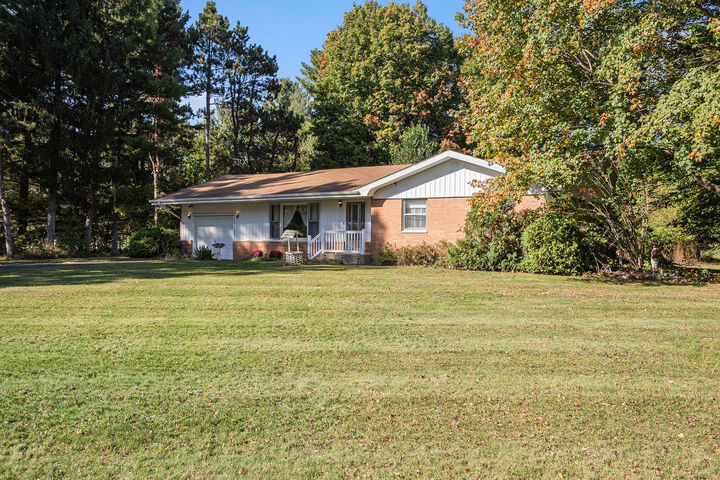 Property Photo:  383 E 1050  IN 46304 