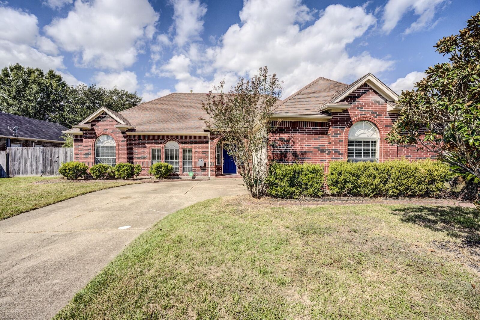 Property Photo:  20038 Telegraph Square Lane  TX 77449 