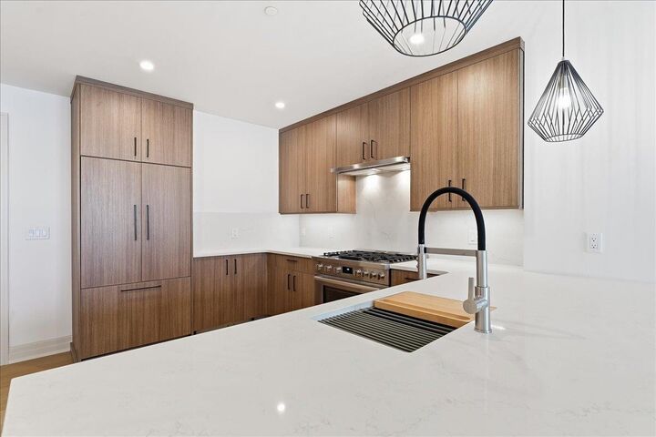 Property Photo:  921 Madison St 605  NJ 07030 