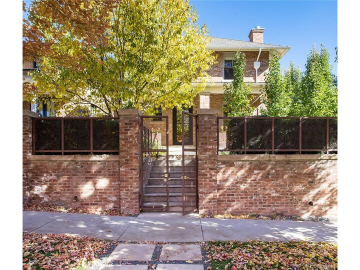 Property Photo:  550 Fillmore St  CO 80206 