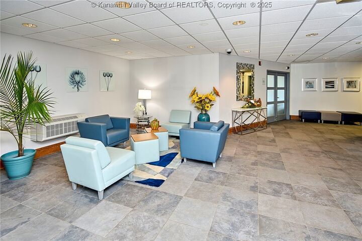 Property Photo:  1800 Roundhill Road 1704  WV 25314