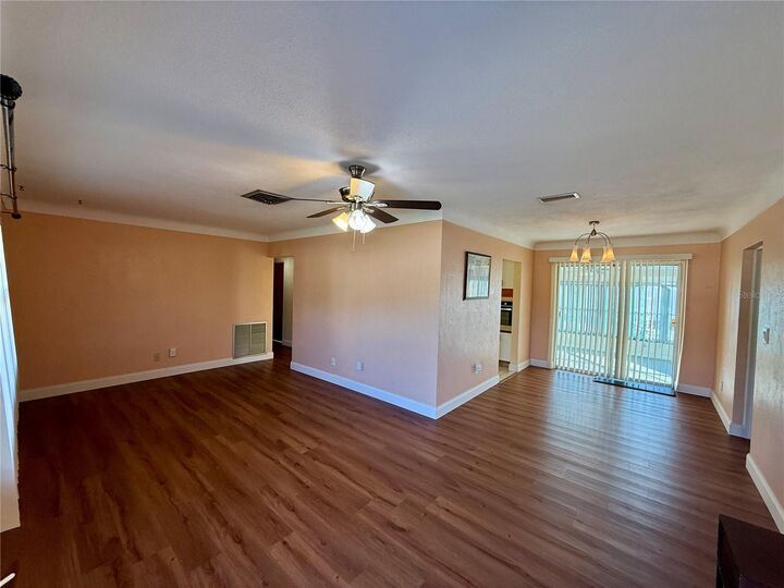 Property Photo: 6700 17th Lane N FL 33702