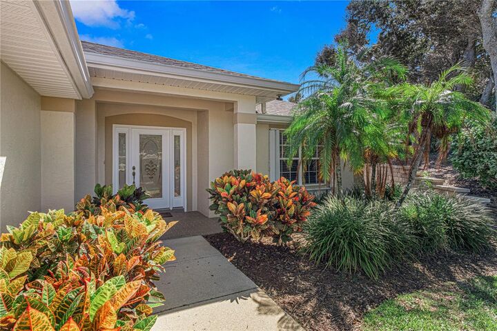 Property Photo:  819 E 21st Avenue  FL 32169