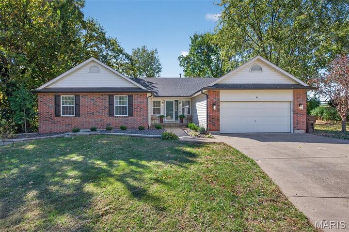 6 Sailor Court  Lake St Louis MO 63367 photo