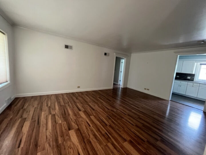 Property Photo:  3840 Howard Avenue  IL 60558 