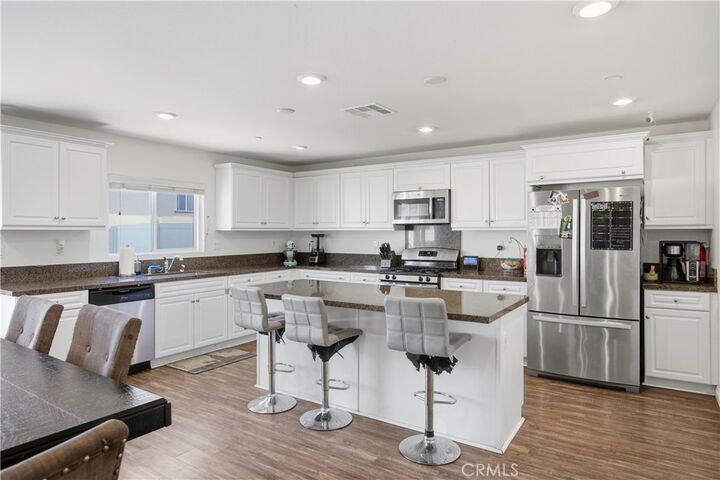 Property Photo:  10456 Sparrow Court  CA 92557 