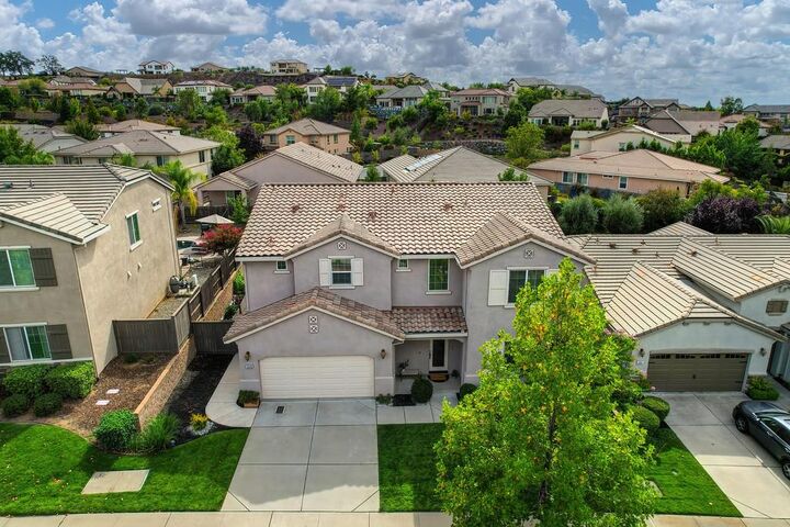 Property Photo:  2516 Gladwin Way  CA 95762
