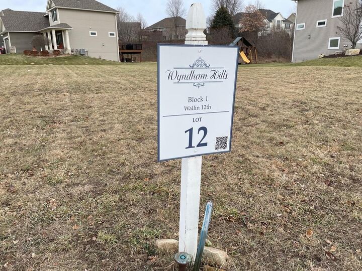 Property Photo: 1626 Fallbrooke Court MN 55033
