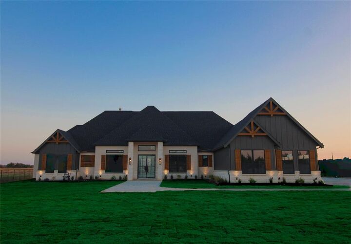 1420 Fm 387  Waxahachie TX 75165 photo