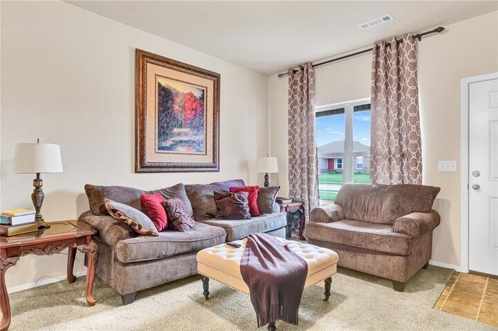 Property Photo: 721 NW 68th Avenue AR 72713