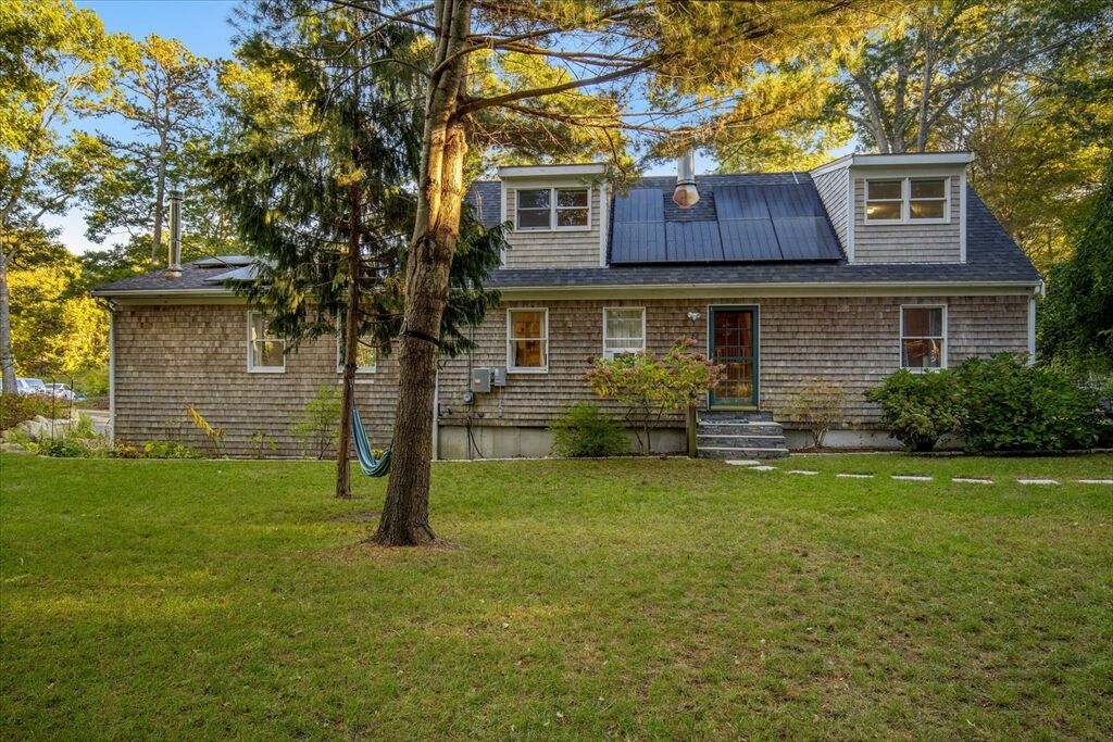 Property Photo:  23 Little John Rd  MA 02536 