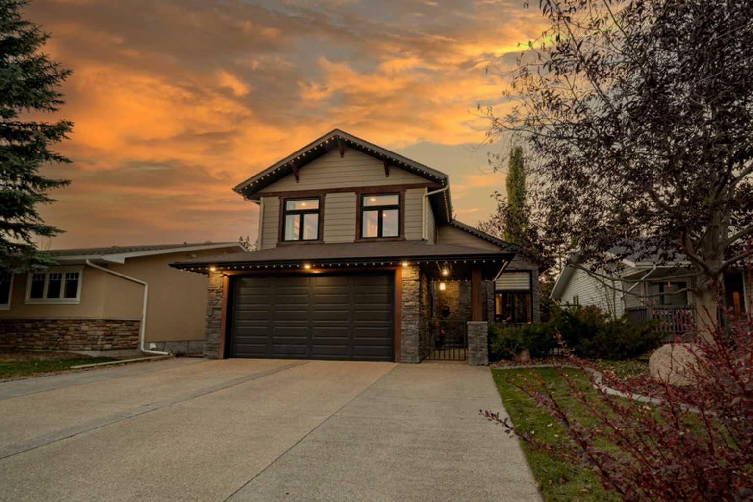 Property Photo: 3520 44A Avenue AB T4N 3K3