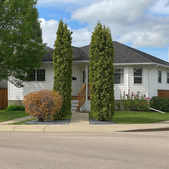 Property Photo: 625 Lancaster Drive AB T4R 3N8