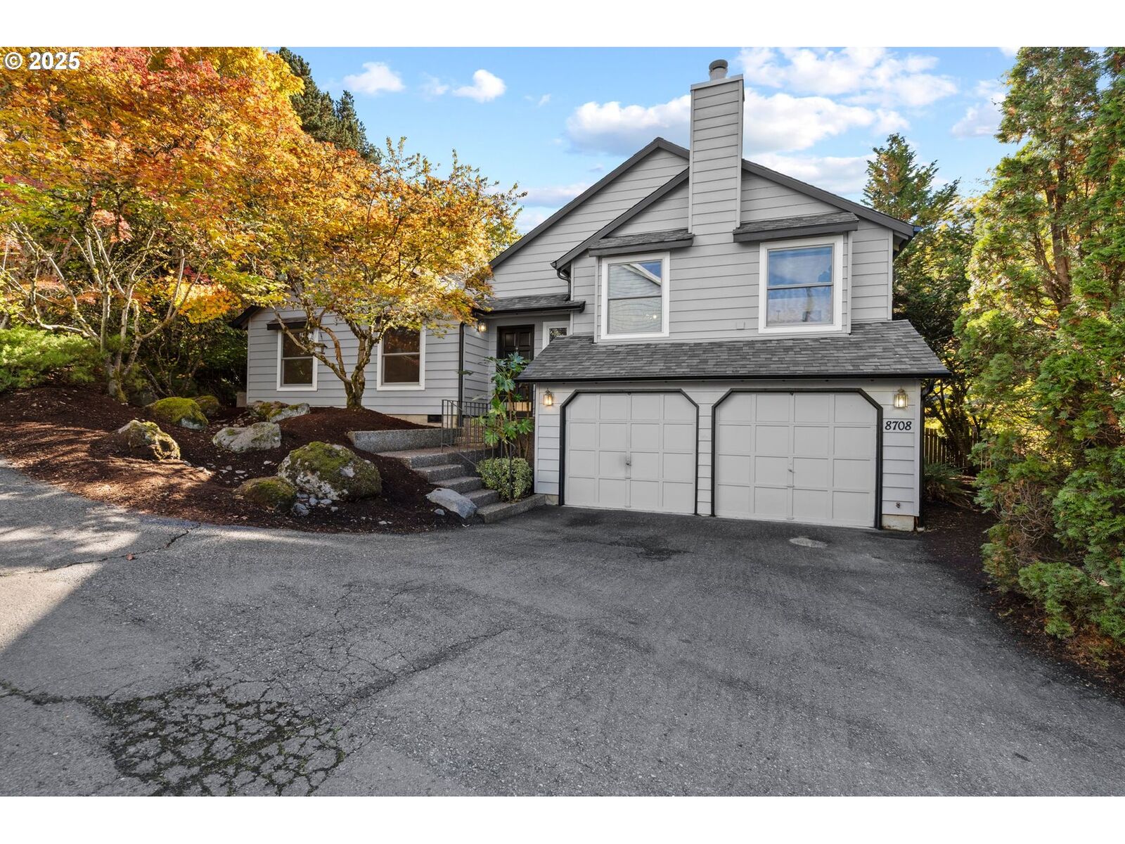 Property Photo: 8708 SW 62nd Ave OR 97219