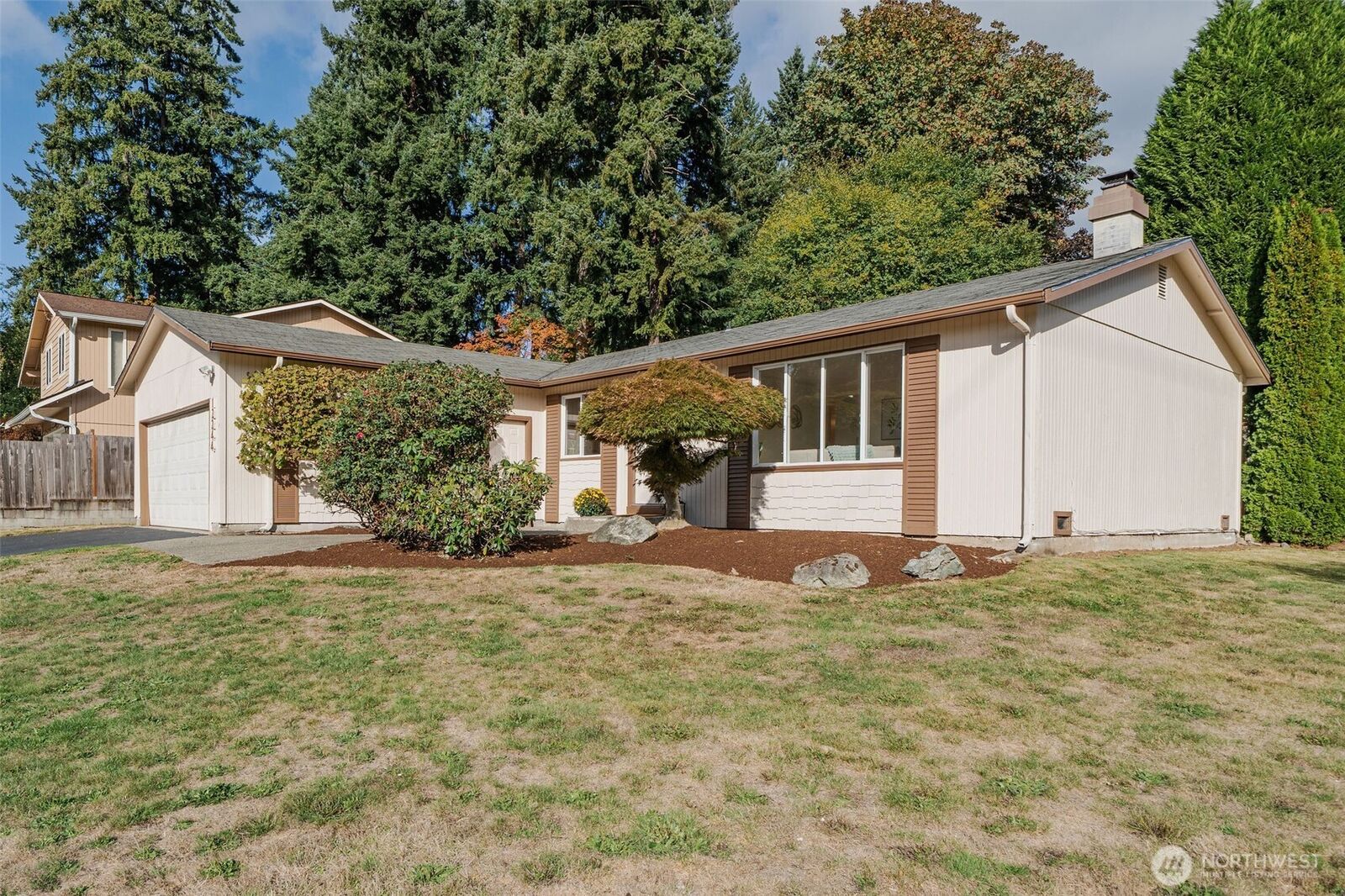 Property Photo: 12244 NE 136th Place WA 98034