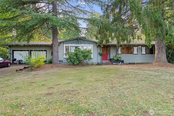 Property Photo: 19631 121st Avenue SE WA 98031