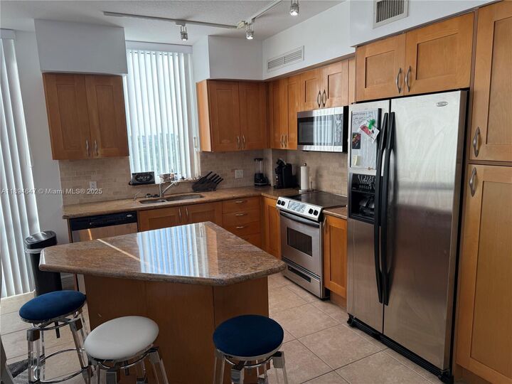 1745 E Hallandale Beach Blvd 507W  Hallandale Beach FL 33009 photo