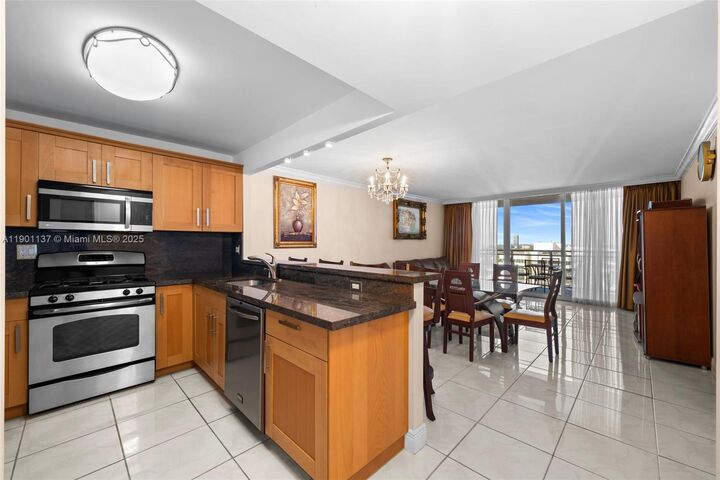 2030 S Ocean Dr 1701  Hallandale Beach FL 33009 photo