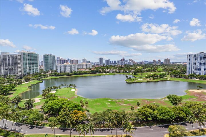 Property Photo:  3675 N Country Club Dr 2008  FL 33180 