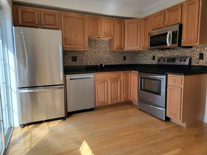 Property Photo: 85 Camp Avenue Apt 2C CT 06907