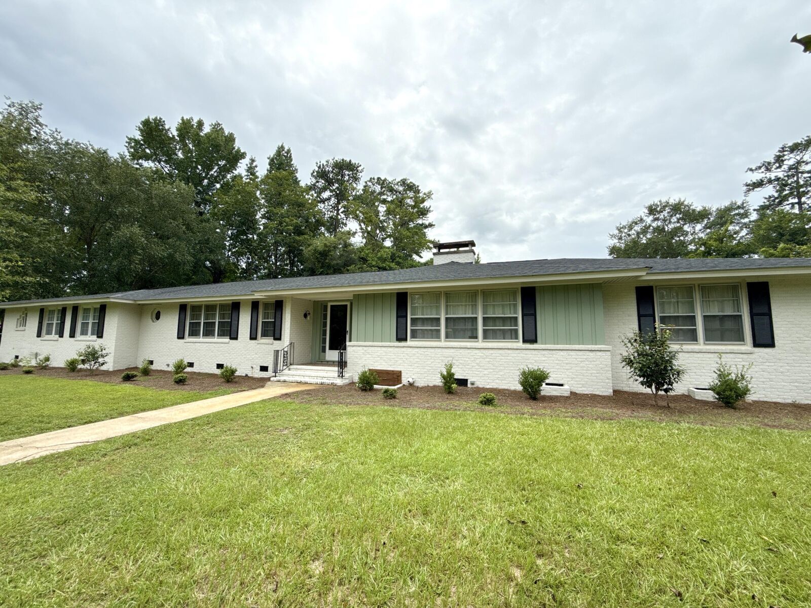 Property Photo:  24 Edgewater Drive  SC 29150 