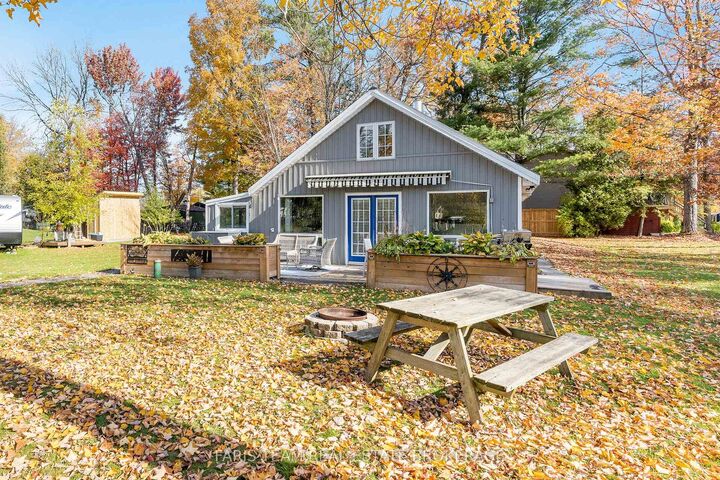 Property Photo:  53 Playfair Drive  ON L0K 2C0