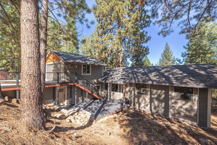 Property Photo:  10910 Palisades Drive  CA 96161