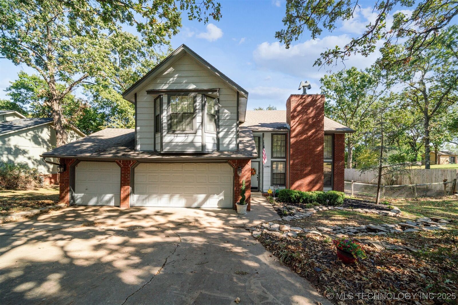 Property Photo:  11907 S 266th  OK 74429