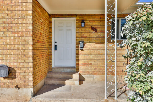 Property Photo:  350 W 2575 N  UT 84015