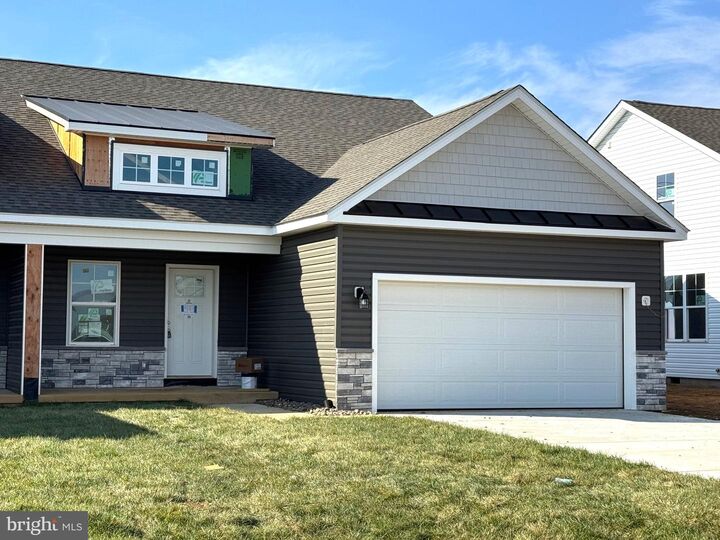 Property Photo:  104 Barrier Reef Drive  WV 25403 