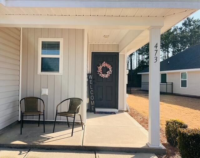 Property Photo:  473 Earl Godwin Road  FL 32439 