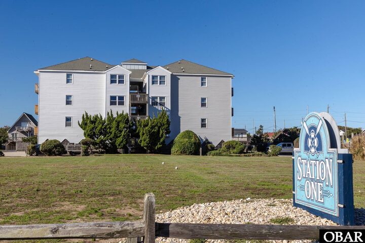 804 S Memorial Drive  Kill Devil Hills NC 27948 photo