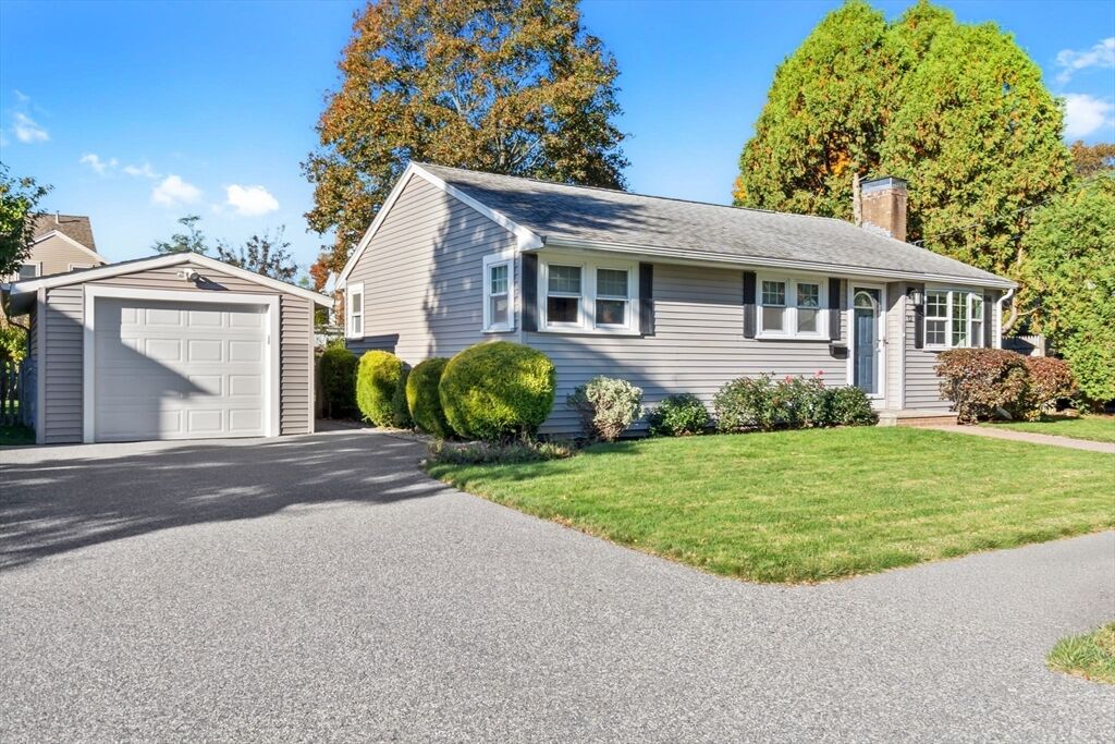 Property Photo: 12 Salvatore Circle MA 01923