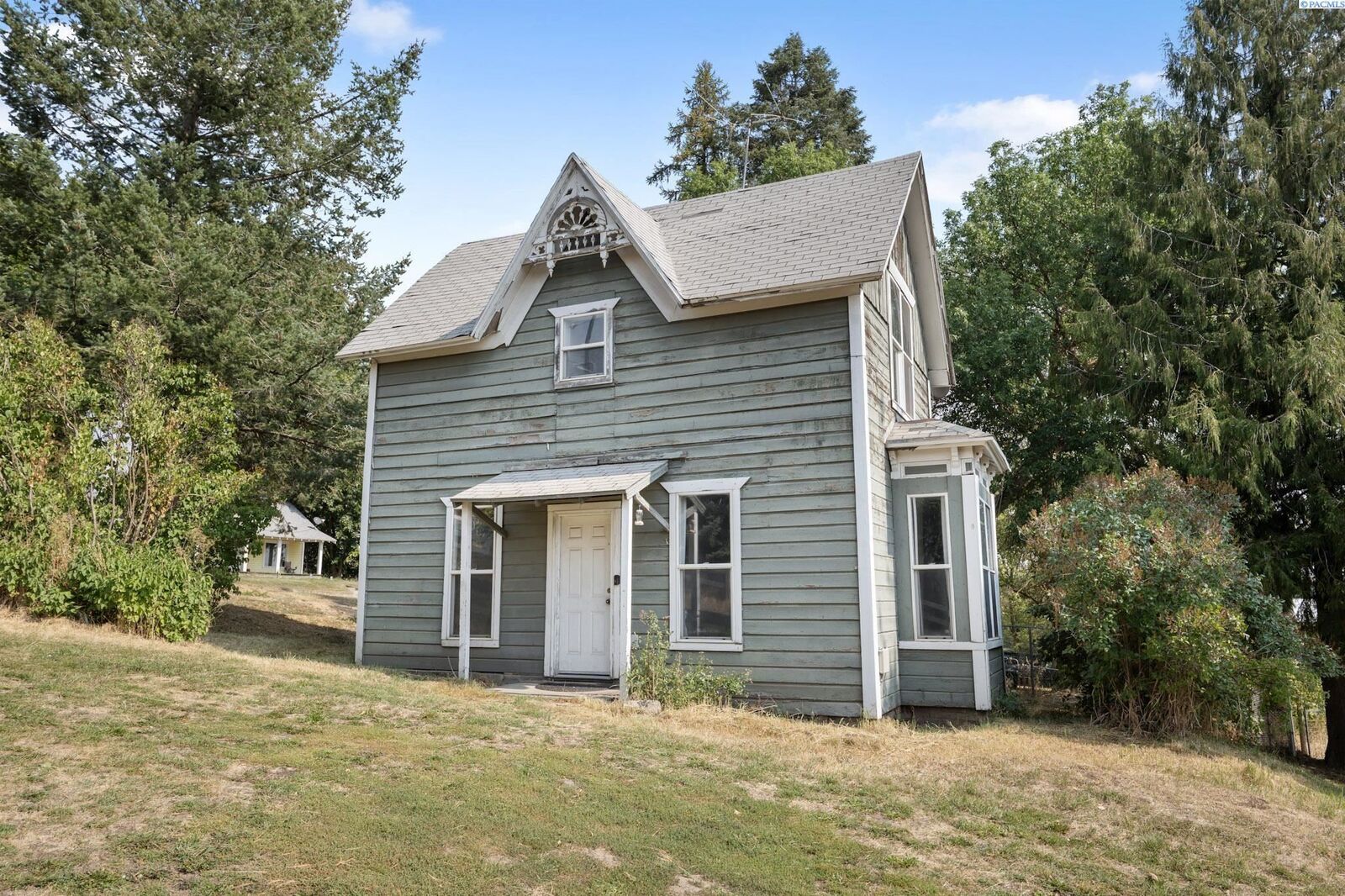 Property Photo: