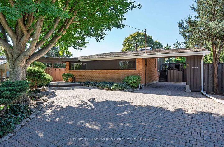 Property Photo:  4 Rosswood Crescent  ON M1P 3N2