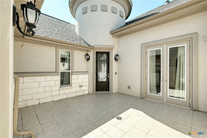 Property Photo:  5000 Savio Drive  TX 78665 