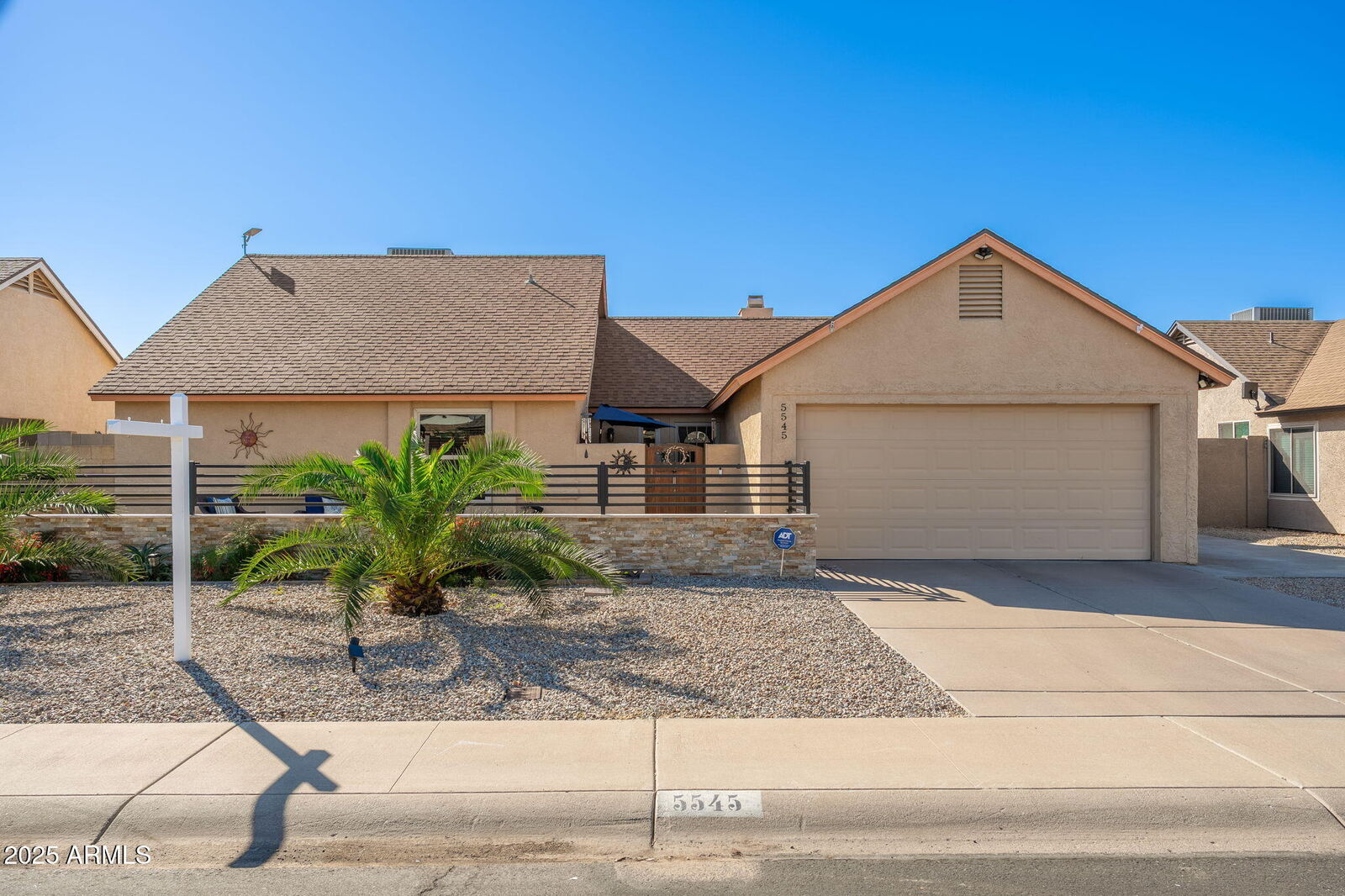Property Photo:  5545 W Joan De Arc Avenue  AZ 85304