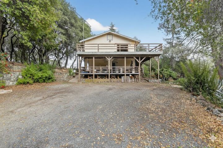 Property Photo:  19238 Branding Iron Road  CA 95946