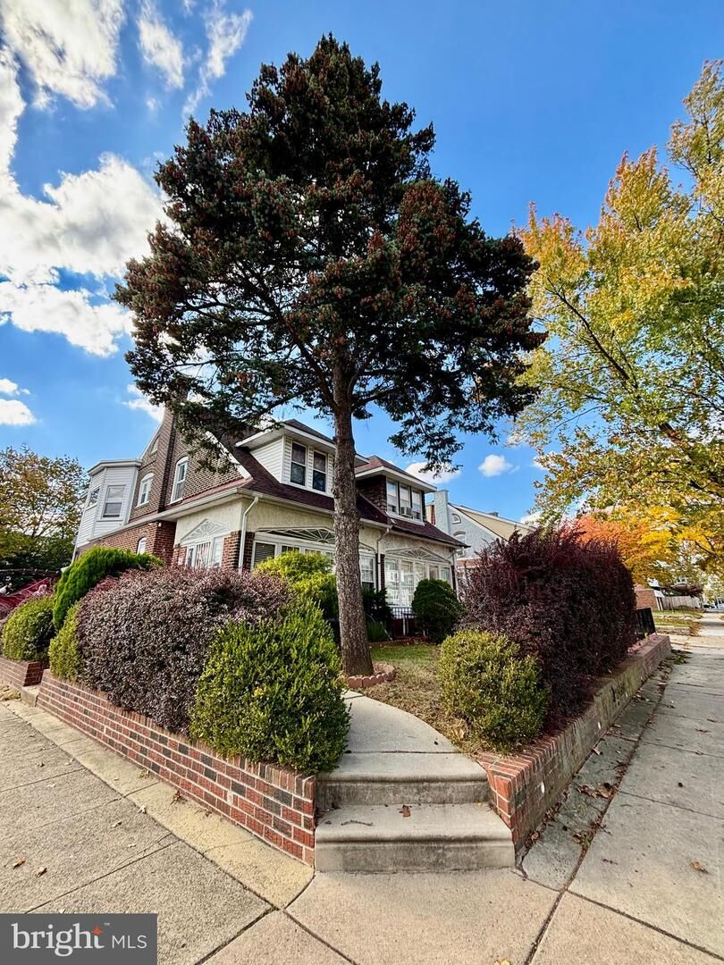 Property Photo:  1048 Bridge Street  PA 19124