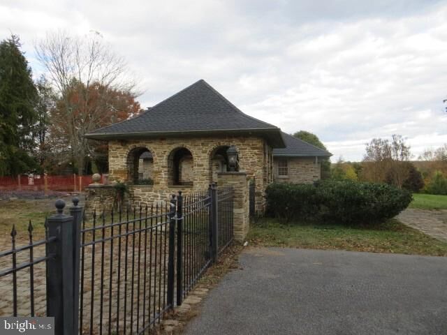 Property Photo:  1312 Gateshead  MD 21286