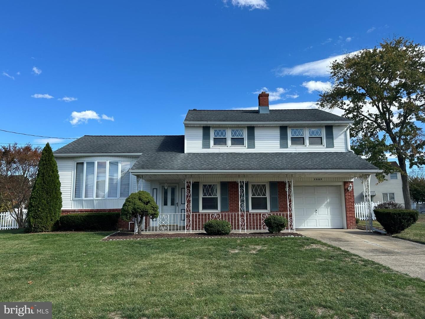 Property Photo:  1307 Hammond Road  NJ 08016