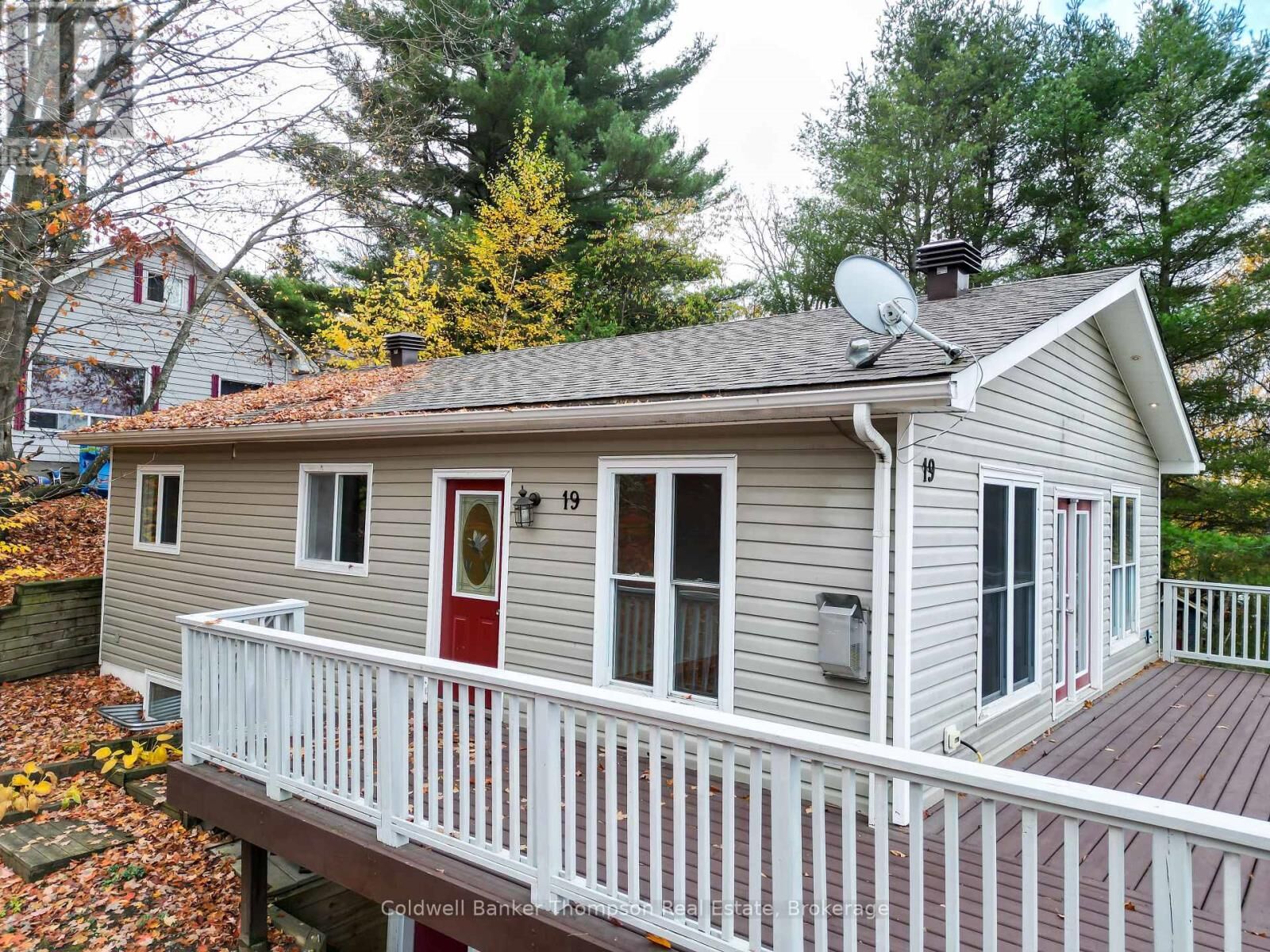 Photo de la propriété:  19 Ferguson Road  ON P1H 1X7