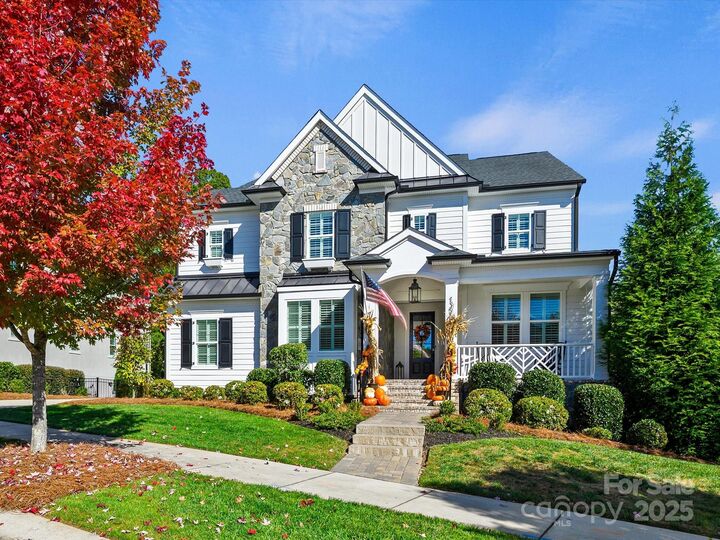 Property Photo:  13513 Old Store Road  NC 28078 