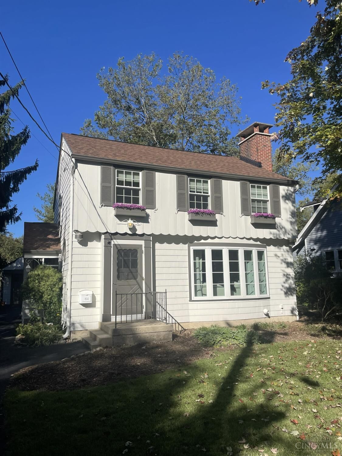 Property Photo: 814 Floral Avenue OH 45174