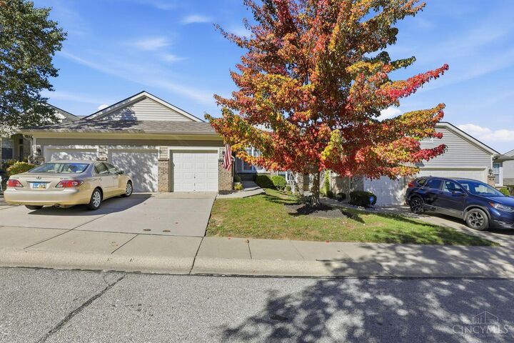 Property Photo:  2475 Walnutview Court  OH 45230