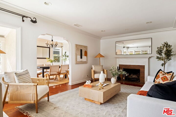 Property Photo: 8101 Naylor Ave CA 90045